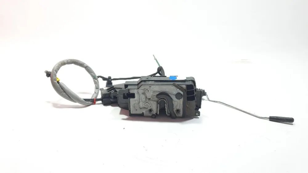 Fechadura Porta Dianteira Esquerda Mercedes C200 W205 15/18 - Foto 7