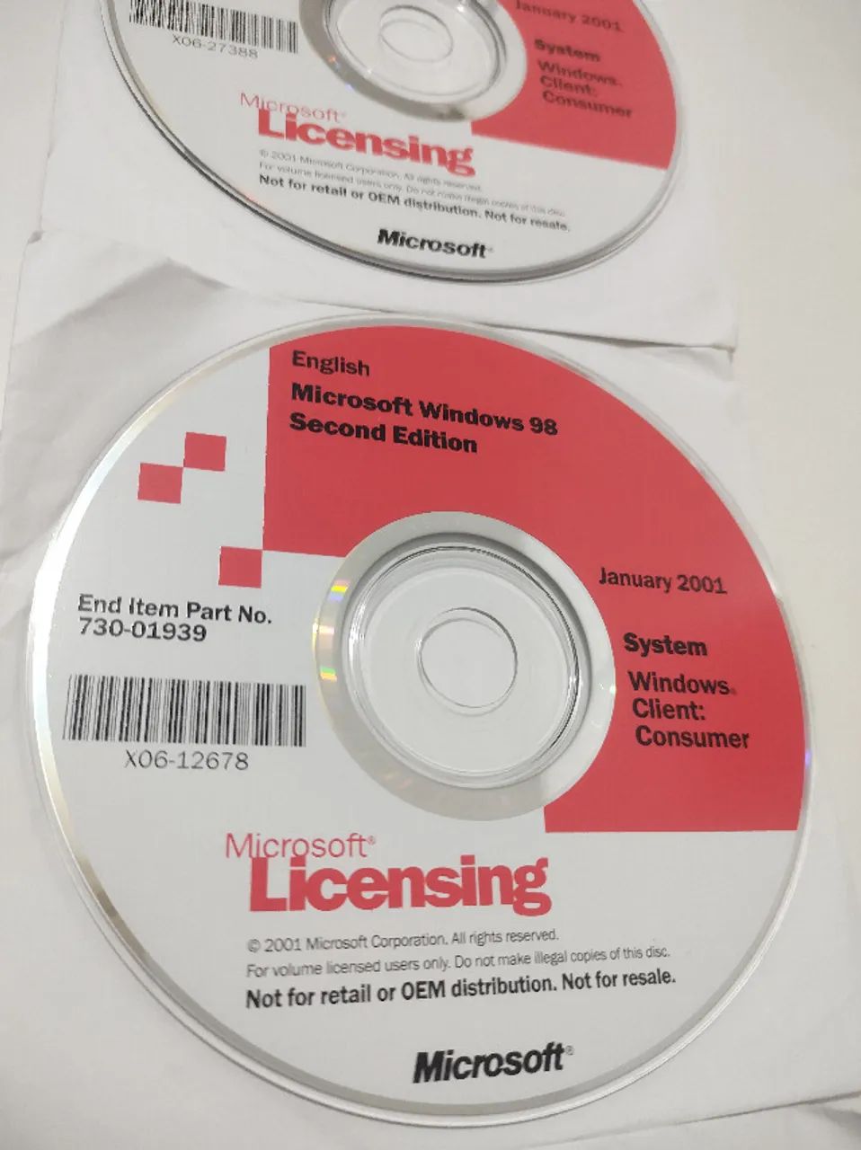 Cd Anos 90 Coleção original Windows 98 Kit Completo Original MSDN - Foto 2