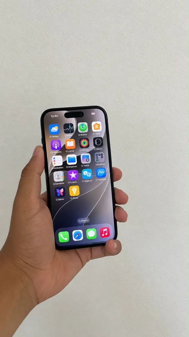 Vendo iPhone 15 em perfeito estado