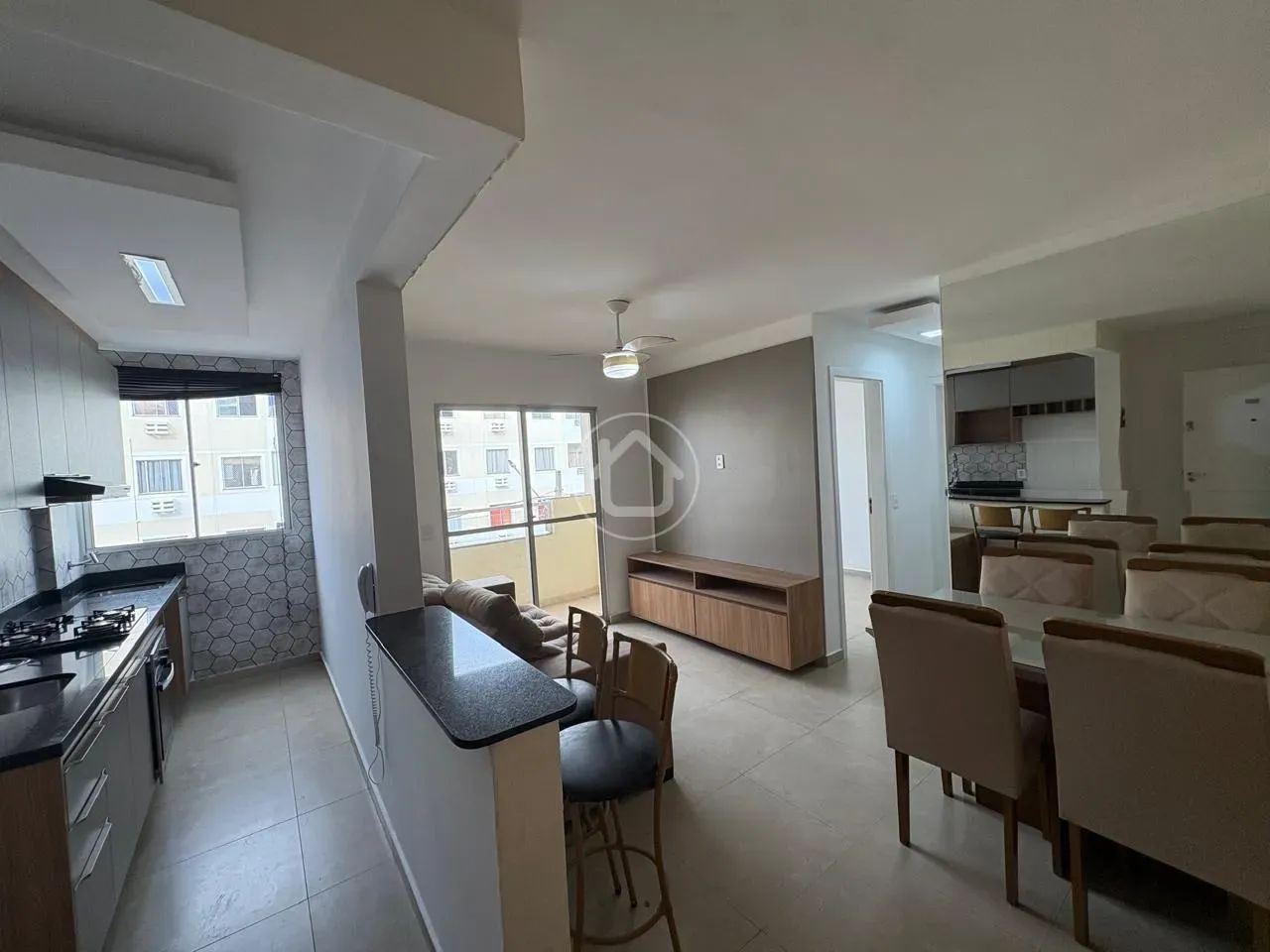 APARTAMENTO 2 DORMITÓRIOS NO CIUDAD DE VIGO - Foto 2
