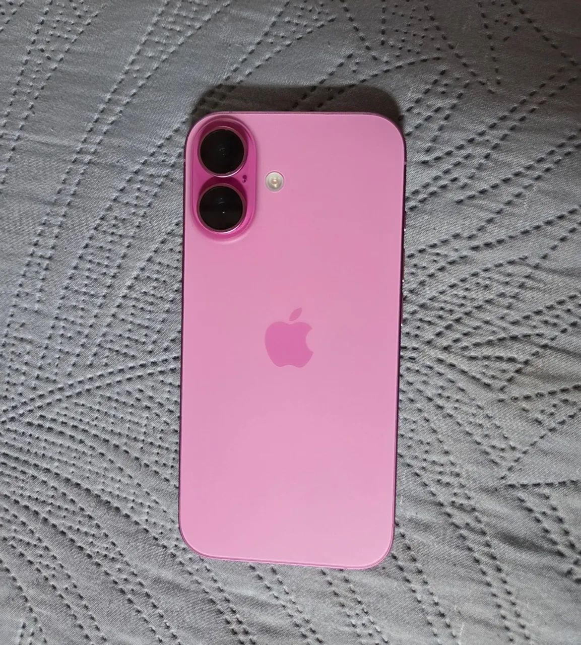 iPhone 16 128GB seminovo 