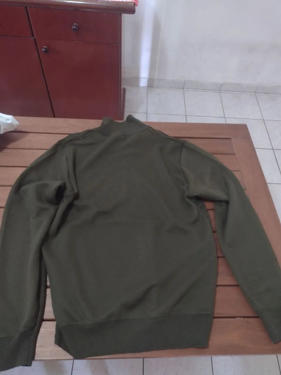 Blusa Suéter tamanho. G bem conservado  - Foto 4