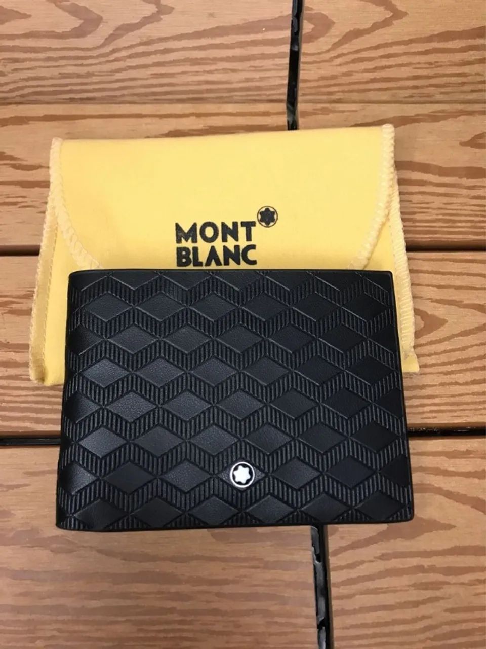 Carteira Montblanc Mb texturizada