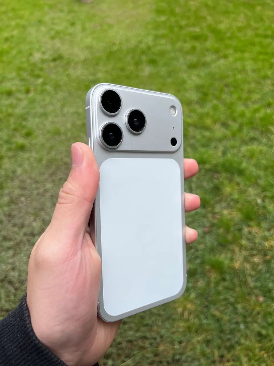 iPhone XR 128gb na carcaça do iPhone 17 Pro  - Foto 3