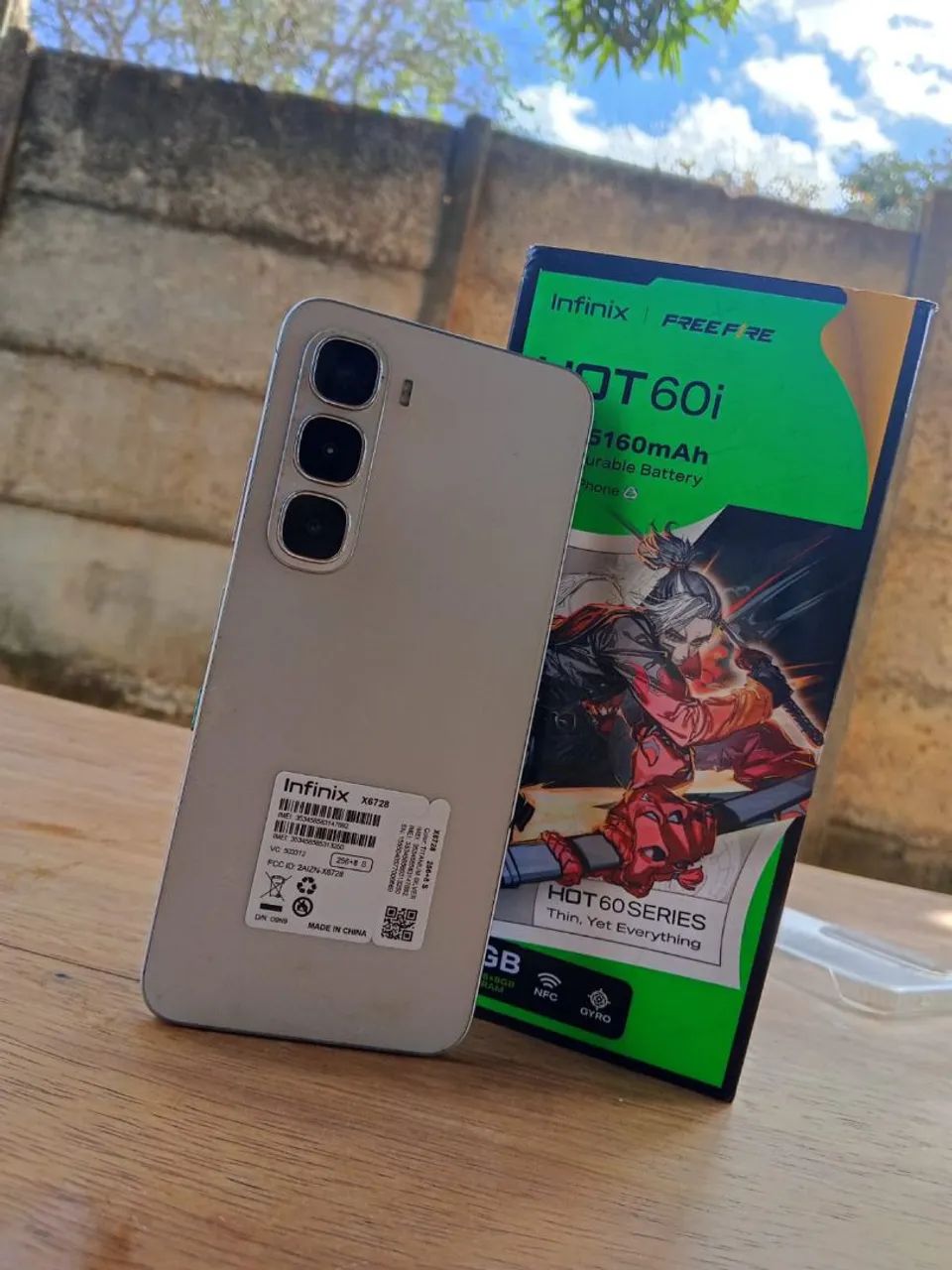 Celular Infinix Hot 60i