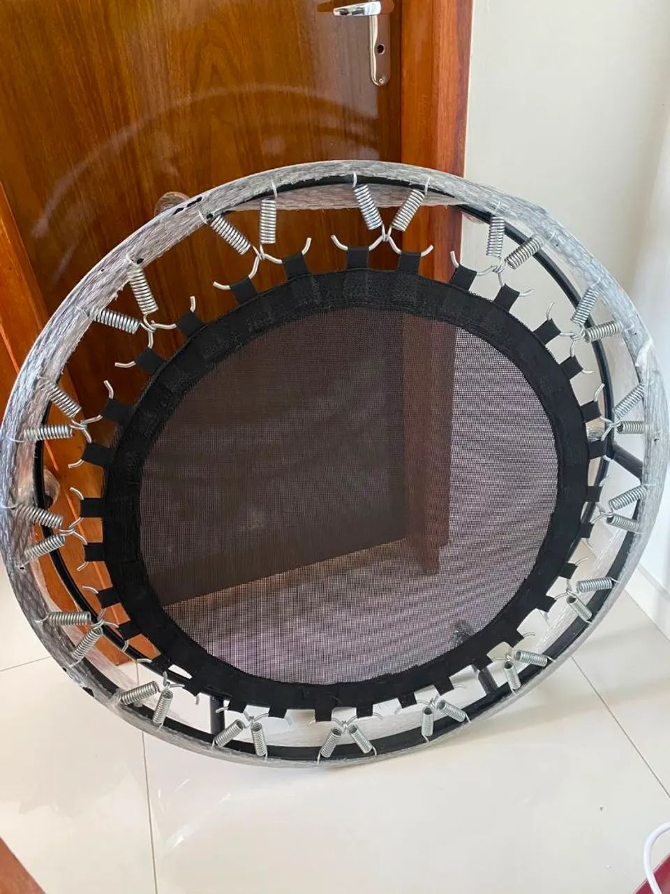 Vendo cama elástica nova 