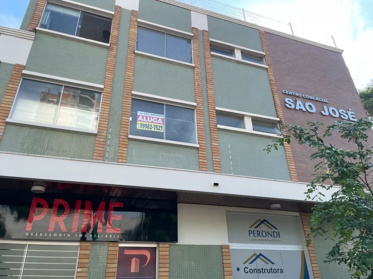 Sala comercial na Rua Santos Dumont com 56m² | Maringá-PR