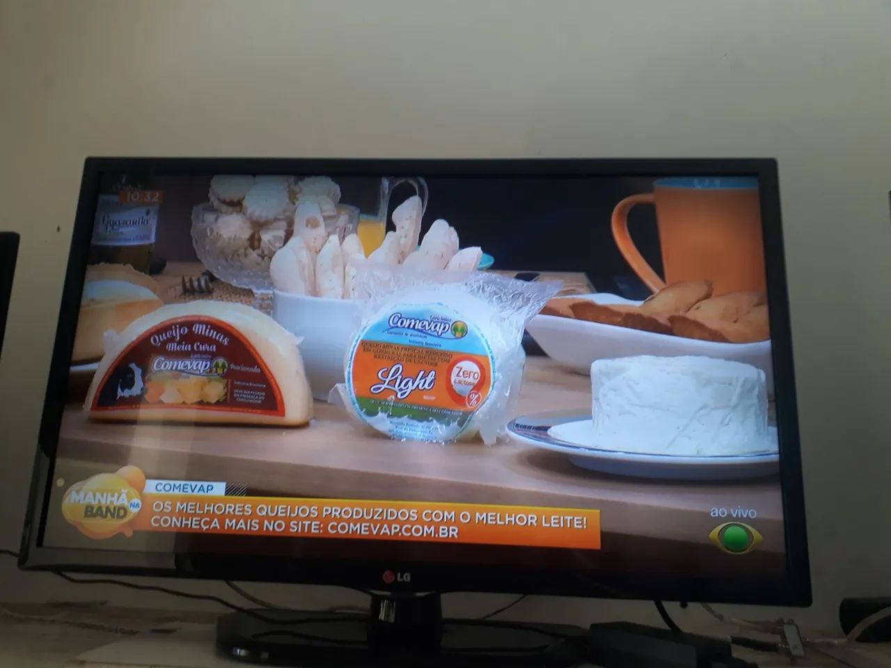 Vendo tv lg 32 polegada smart simples - Foto 3