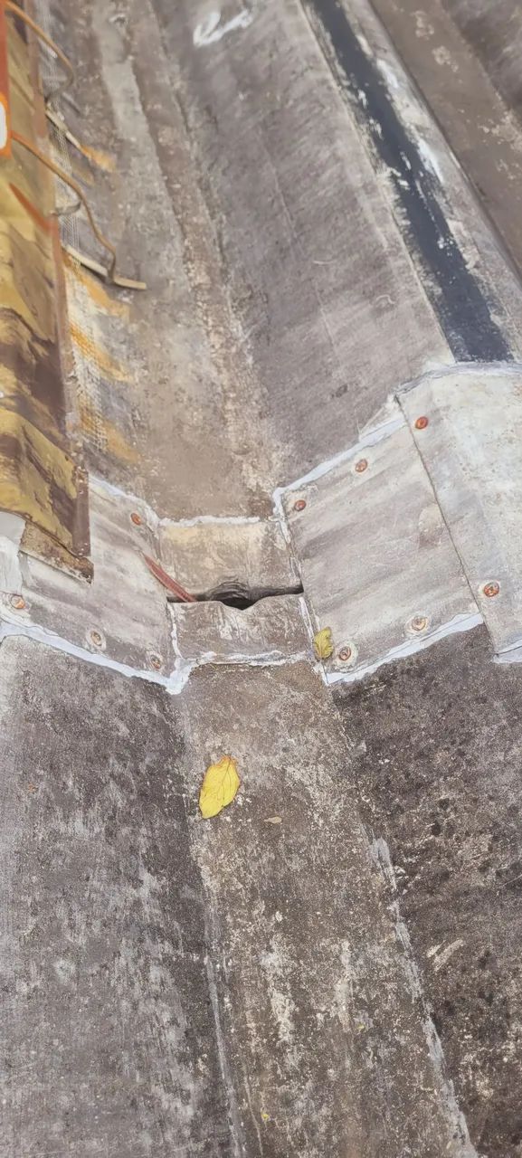 Limpeza de calhas pluviais, e impermeabilização. - Foto 4