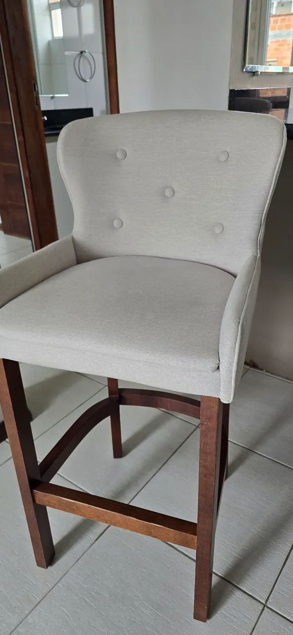 Banqueta  maciça  tipo Cadeira - Foto 4