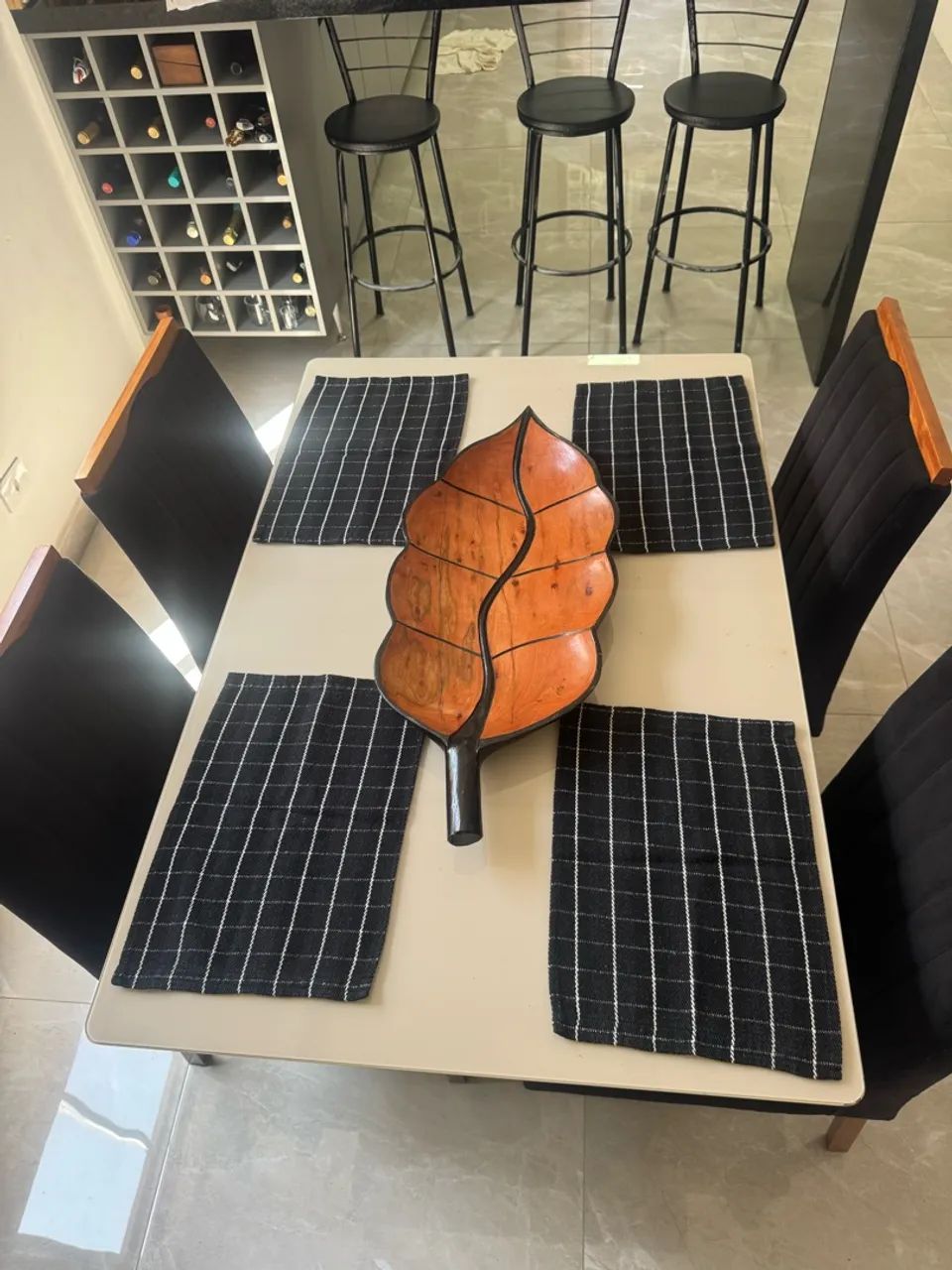 Mesa com cadeiras 4 lugares  - Foto 4