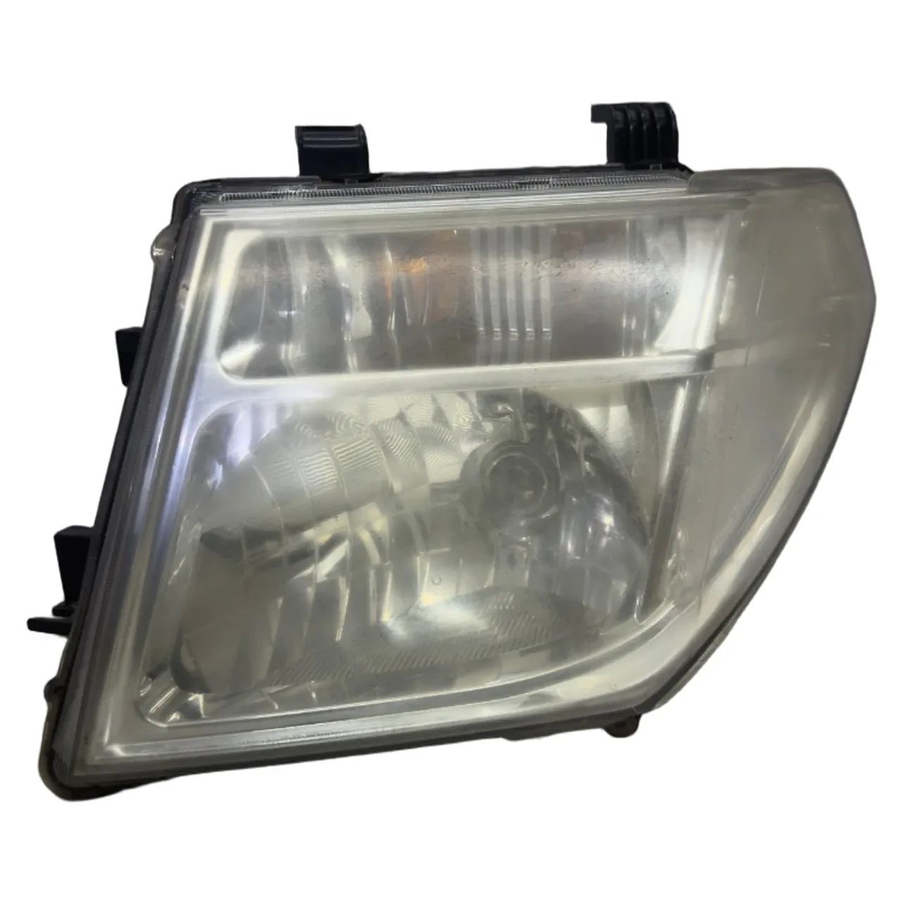 Farol esquerdo Nissan frontier 2008 a 2016