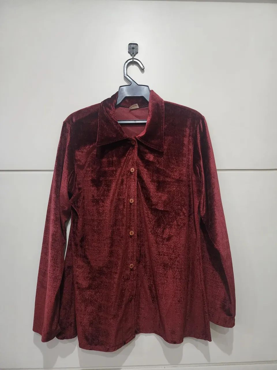 Camisa de veludo M cor cereja 