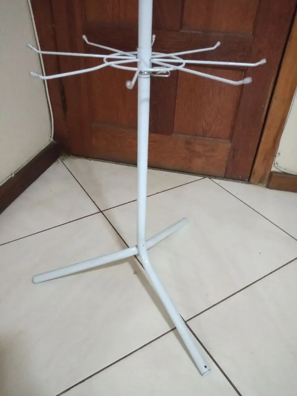 EXPOSITOR GIRATÓRIO DE CHÃO  - Foto 2