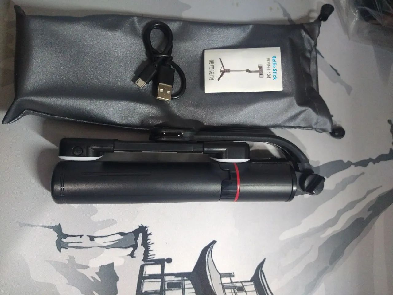Keelead Bastão de self com magnético com bluetooth, tripé e com duas luz de preenchimento - Foto 2