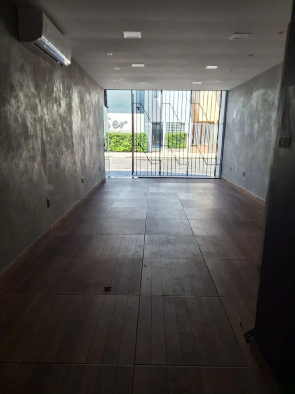 SALA COMERCIAL COM ANDAR RECÉM CONSTRUÍDA  - Foto 5