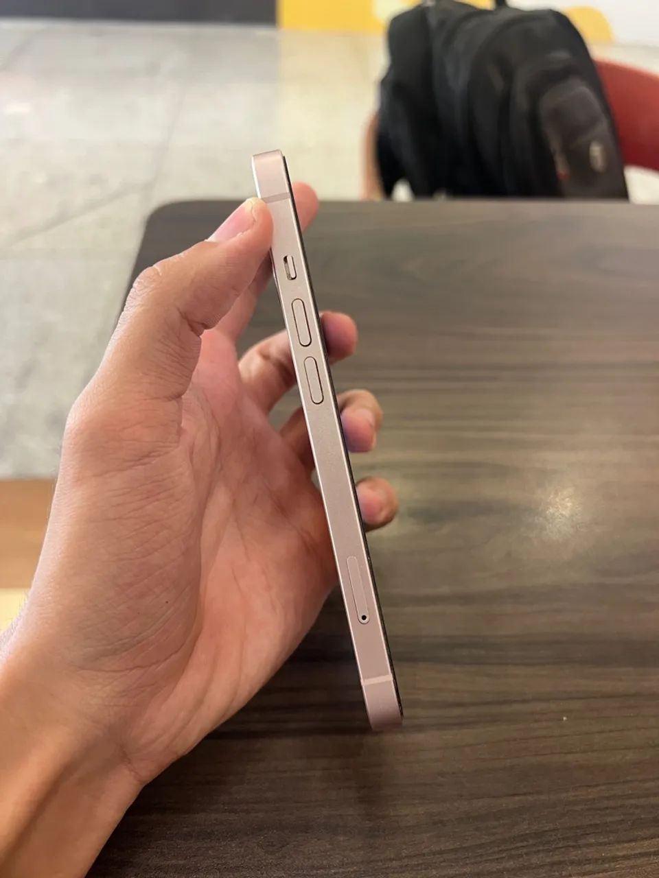 iPhone 13 128gb com caixa  - Foto 3