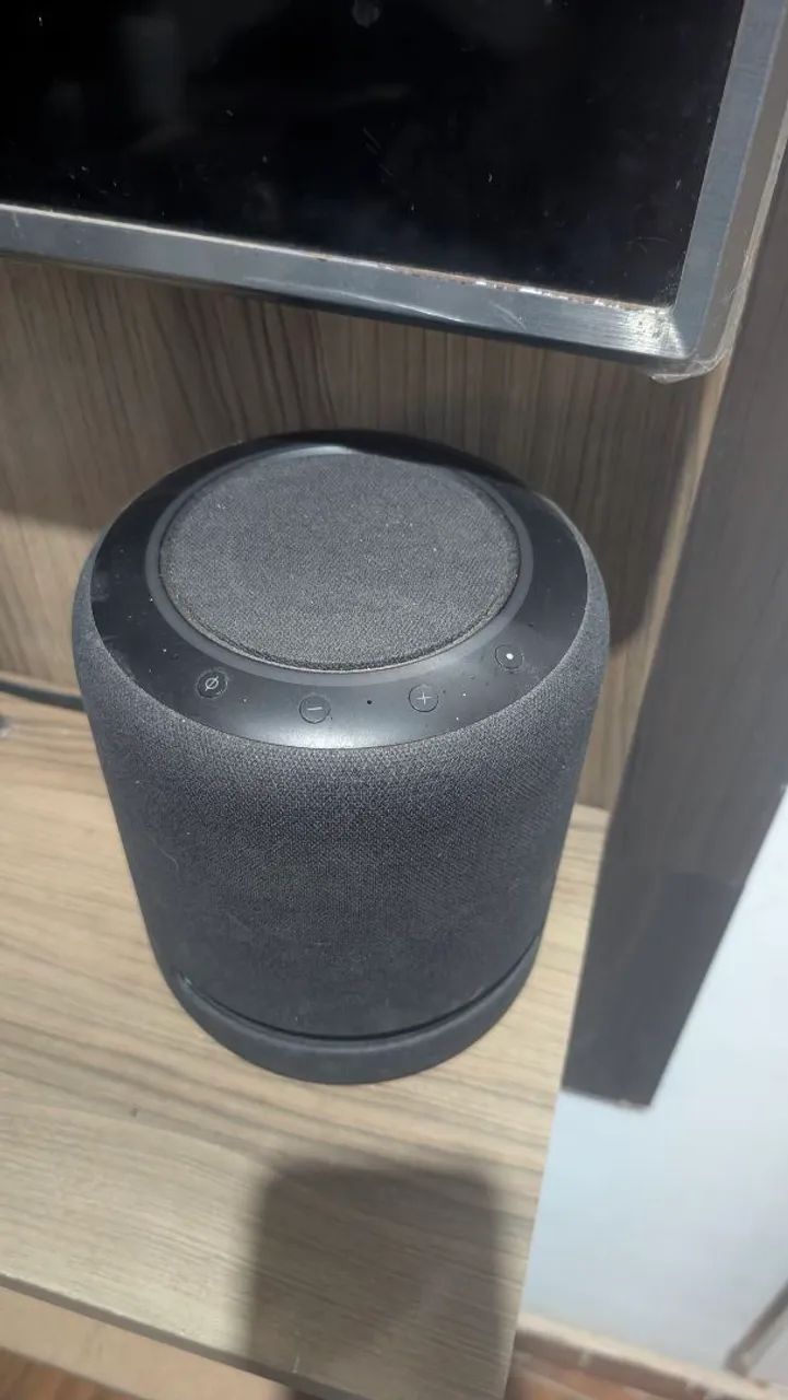 Amazon Echo Studio (Smart Speaker Alta Fidelidade) Impecável - Foto 2