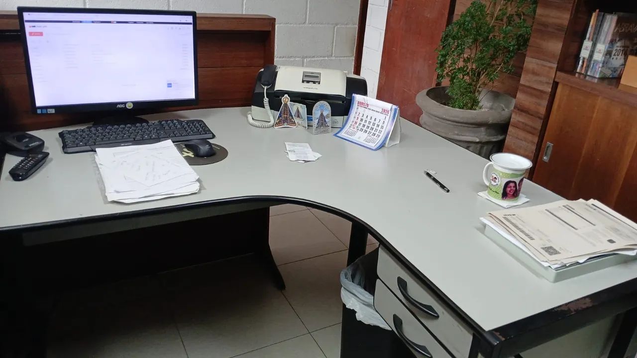 Mesa de escritório  - Foto 4