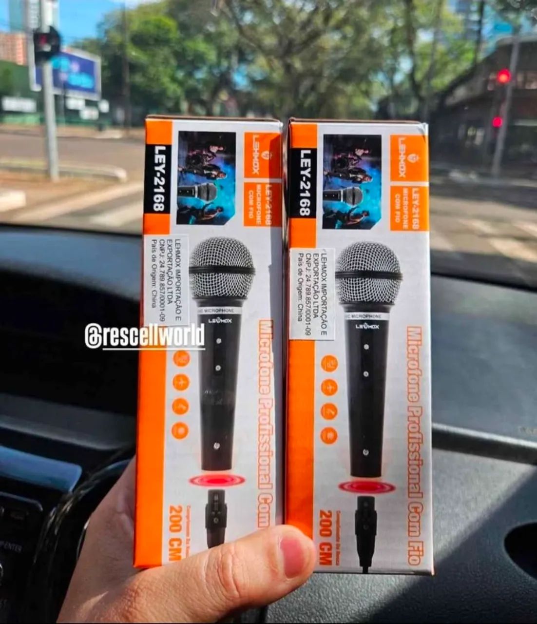 Microfone Profissional com fio P10.