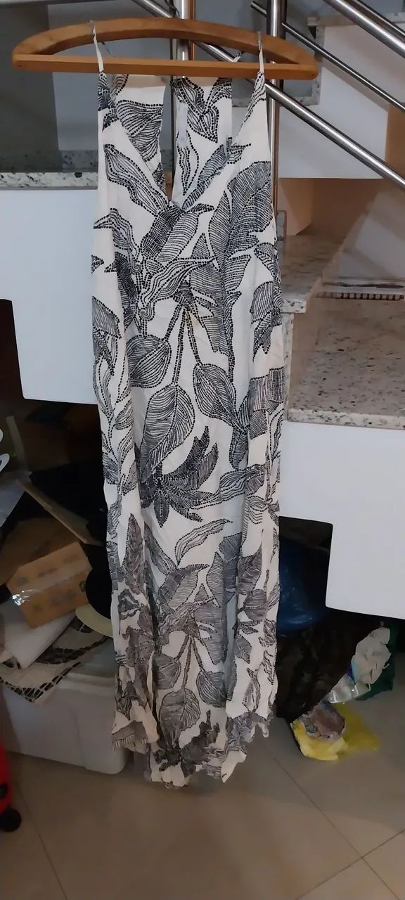 Vestido midi estampado em preto e branco - Foto 2