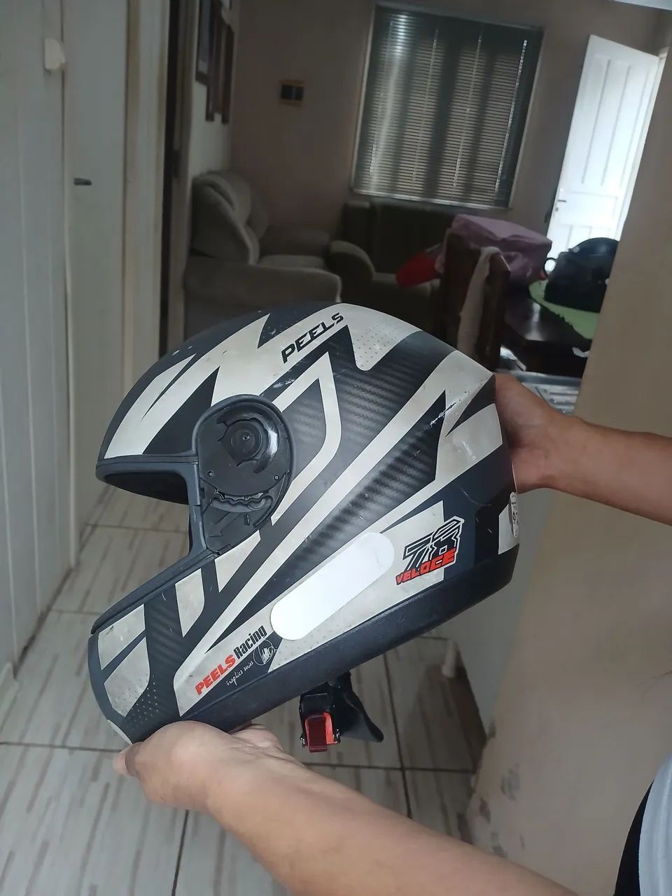 Capacete 50reais  - Foto 3