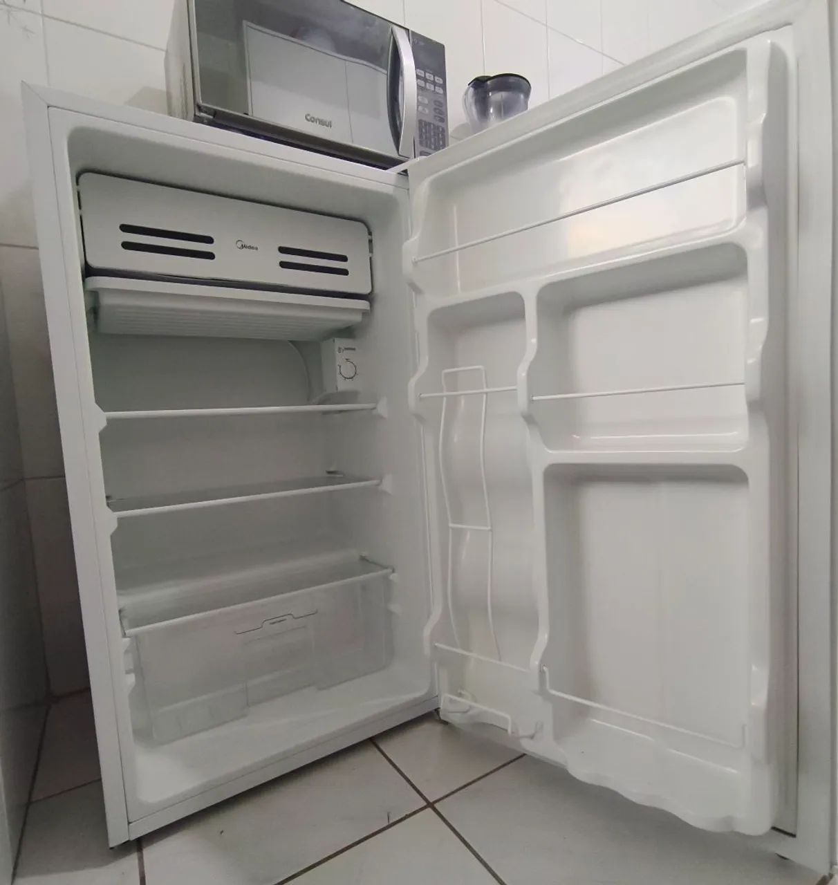 Frigobar Midea 93L - Foto 3