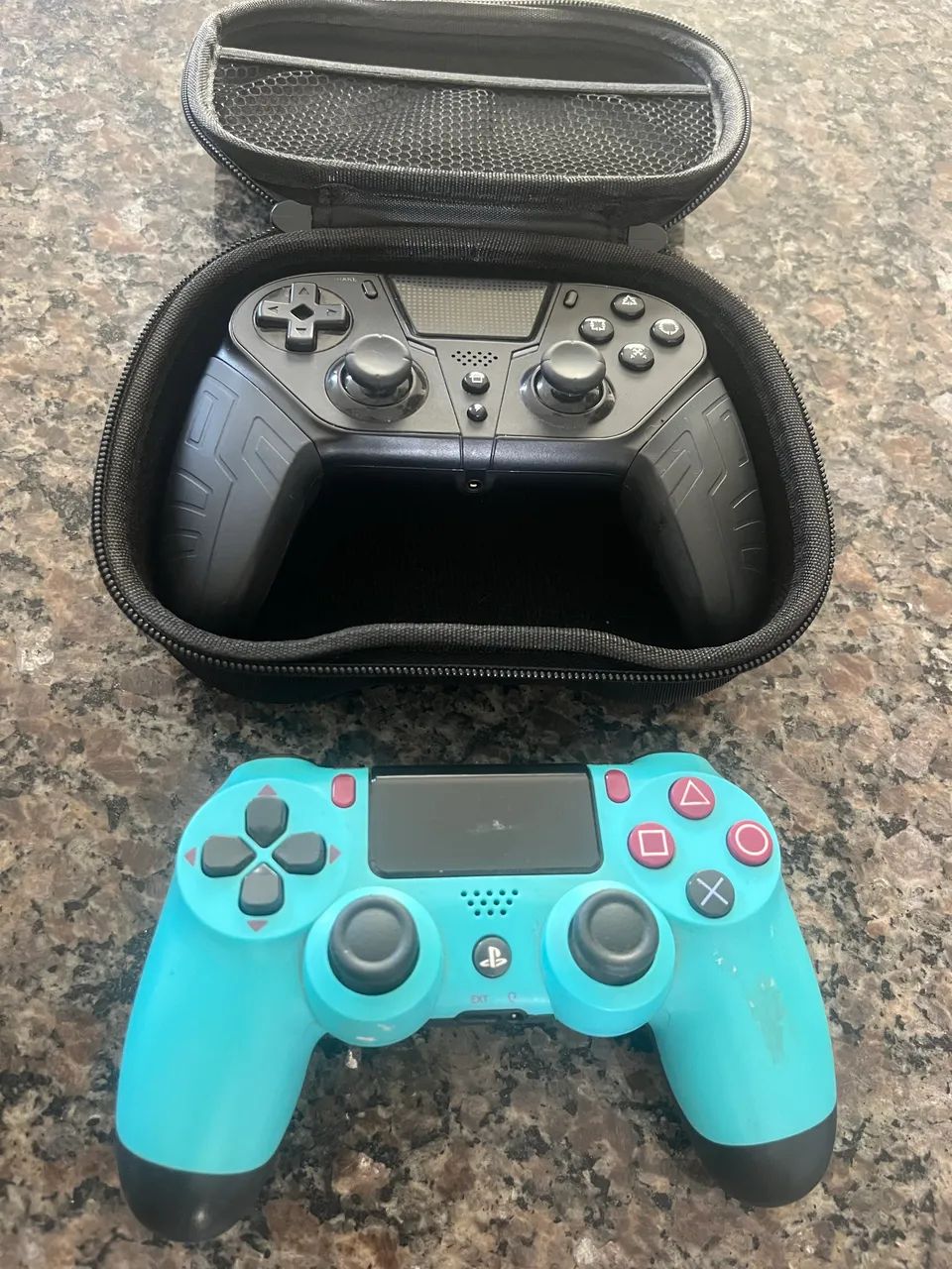 PS4 pro 1tb - Foto 3