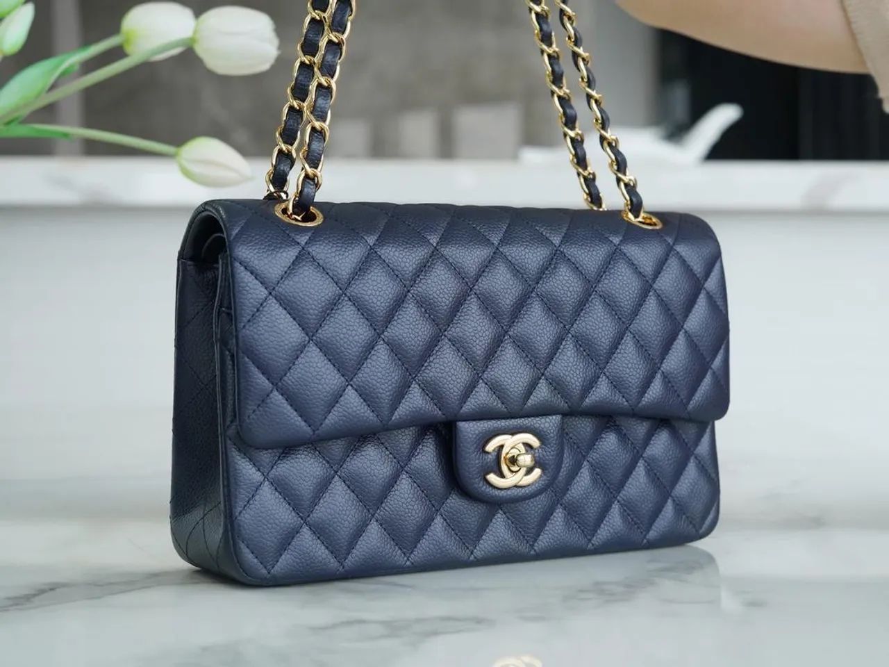 Bolsa Chanel azul em couro 