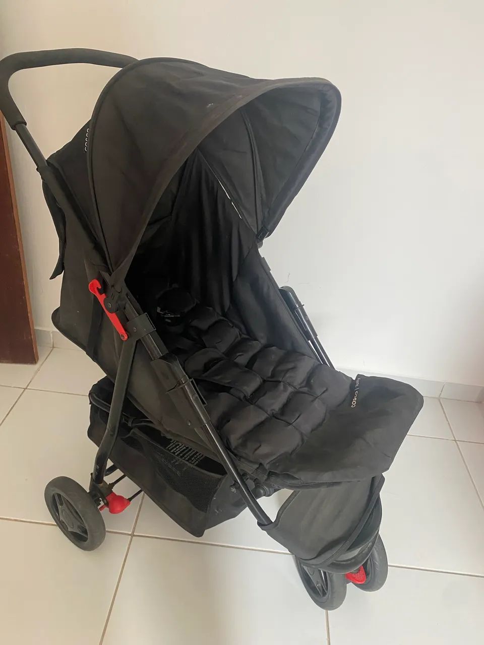 Carrinho de bebê fosco 
