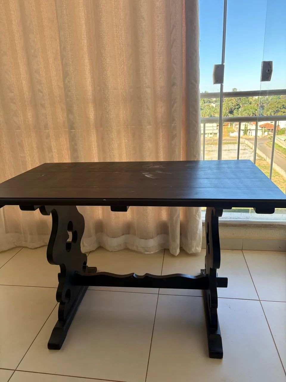 Mesa de 4 lugares madeira maciça  - Foto 4