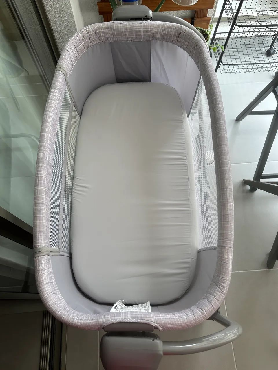 Berço Mastela Techno Automático Bluetooth 3 em 1 - Seminovo - Foto 2