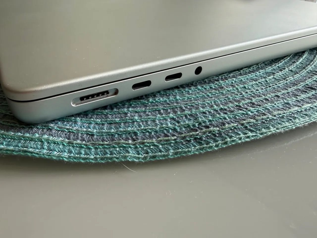 MacBook M3 Pro Max - Foto 5