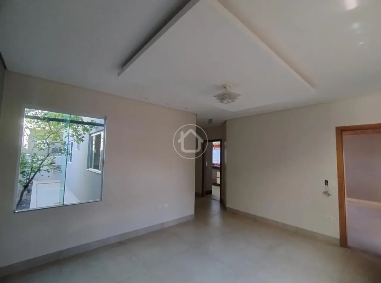 IMÓVEL COM 3 QUARTOS SENDO 1 SUITE - Foto 4
