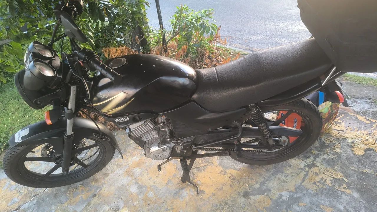 Moto YBR 125 - Foto 2