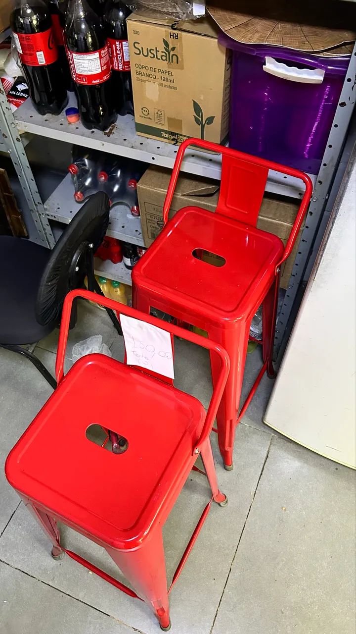 Banquetas de ferro 1,80 altura. Impecáveis  - Foto 2