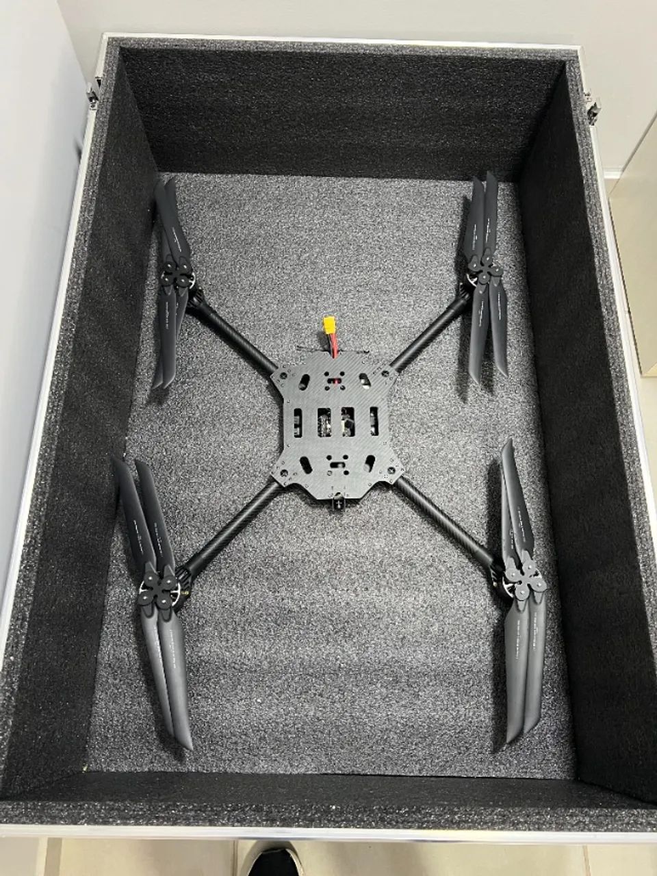 Drone de carga DroView DV18 18 (F722) + 2x Tattu Plus 6S 16000 XT90