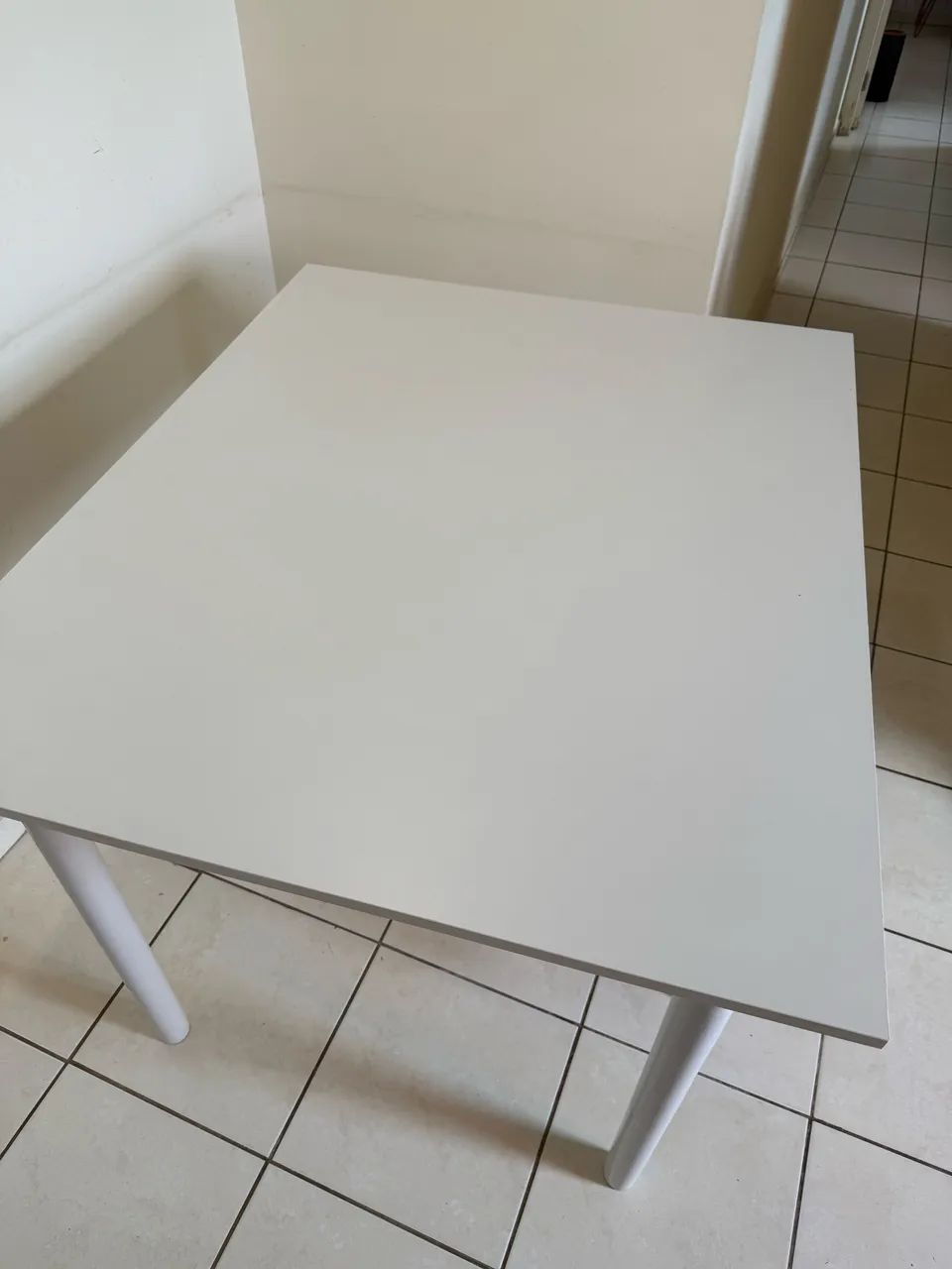 mesa de jantar com 04 cadeiras - Foto 2