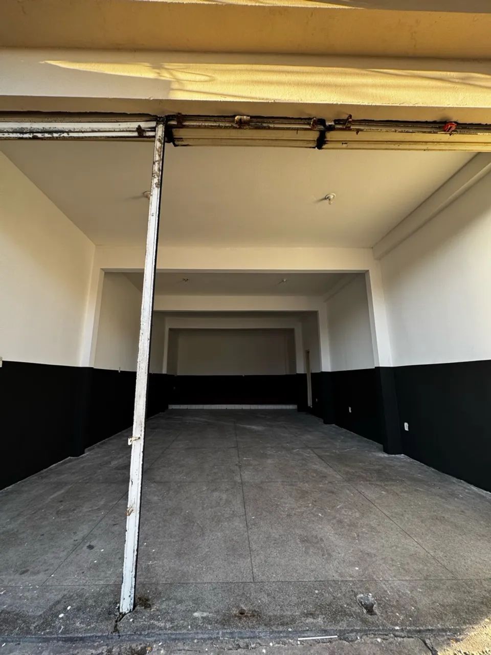 ALUGA- SE GALPÃO COMERCIAL - Foto 2