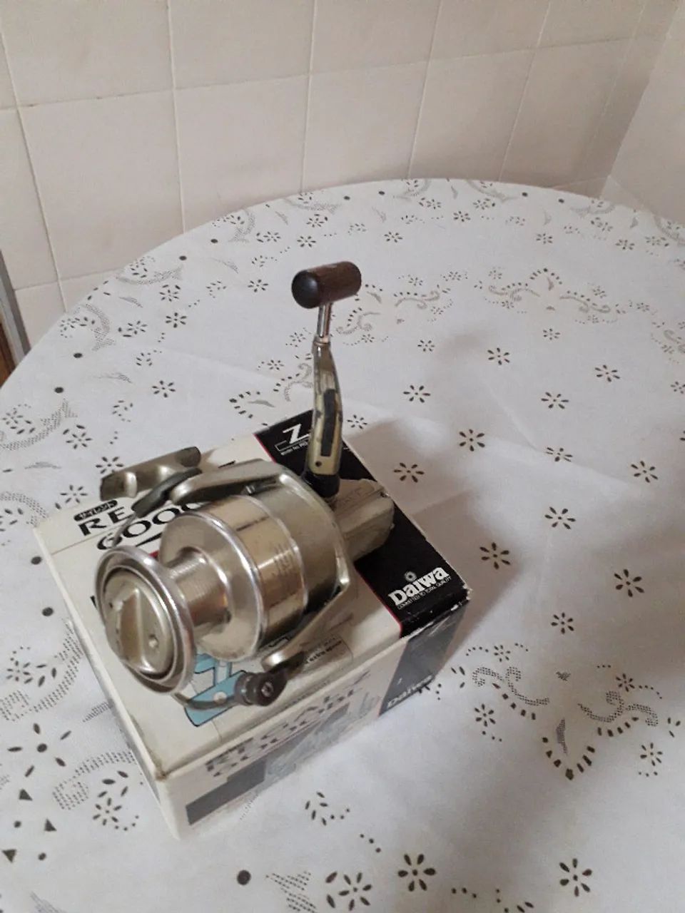 Molinete Daiwa Regal Z 6000 BL(Gigante) - Foto 2