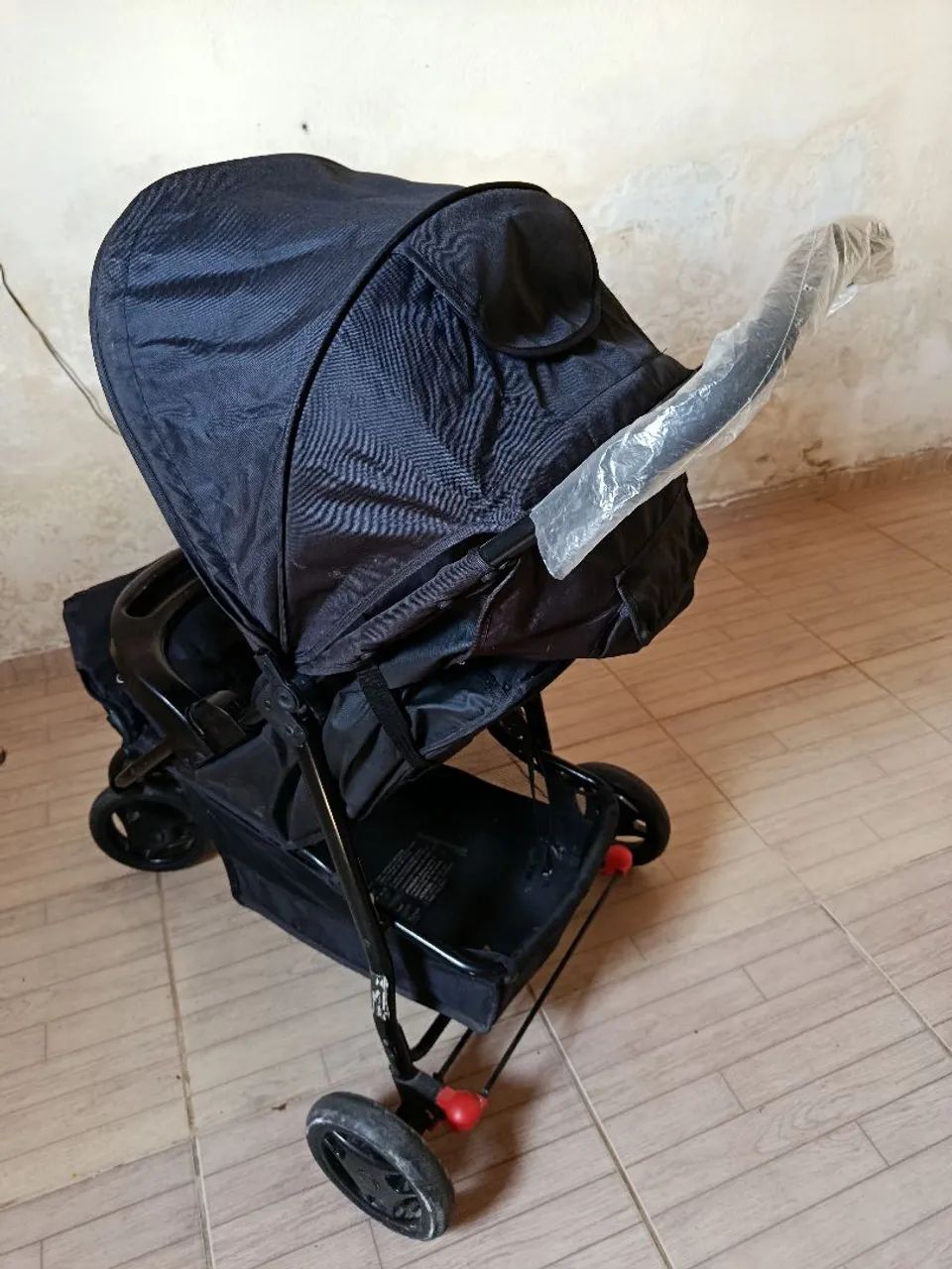 Carrinho de bebê costo com bebê conforto  - Foto 2