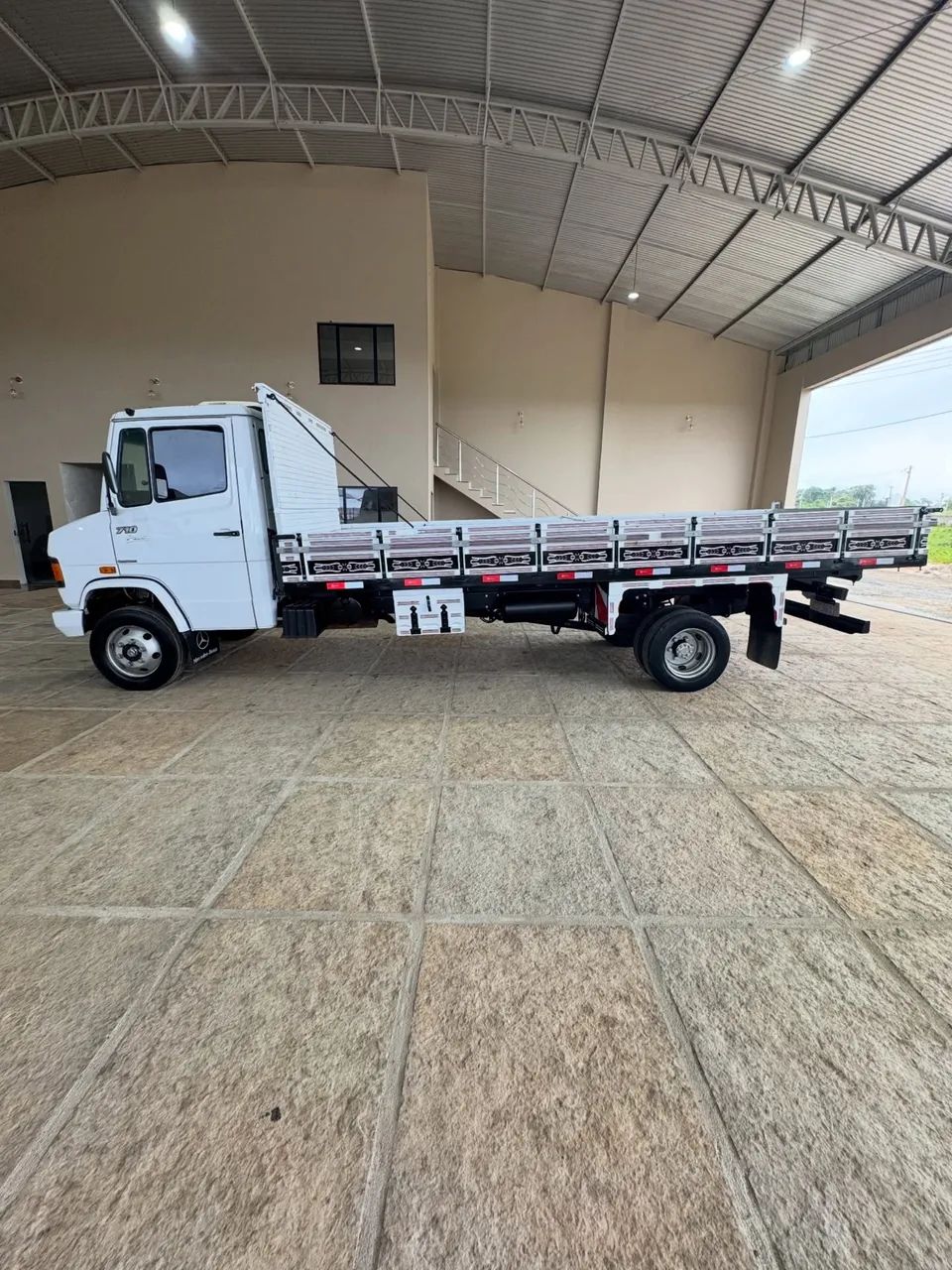 Caminhão 710 plus - Foto 4