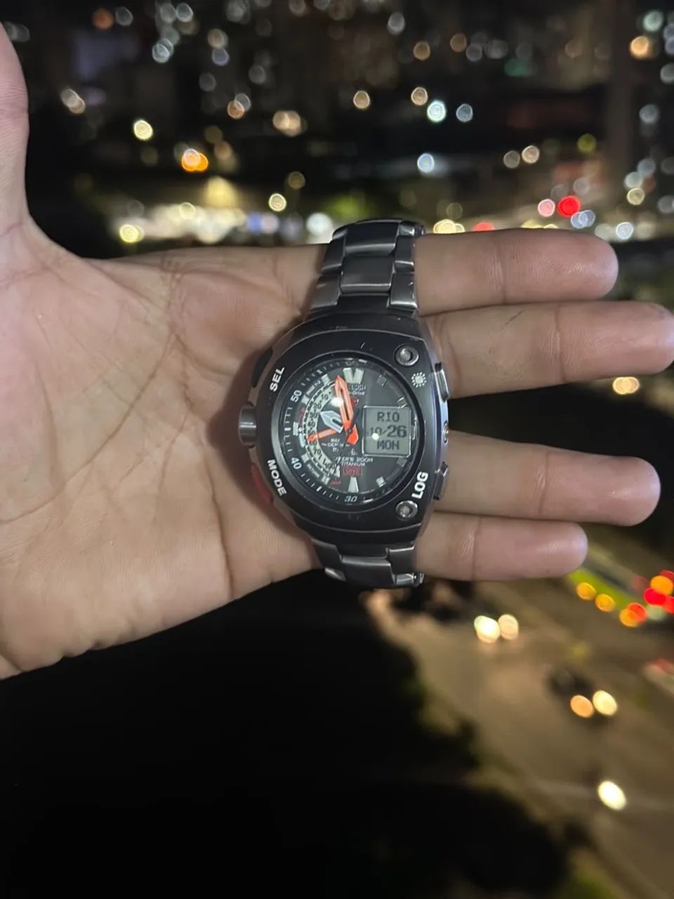 Citizen meia lua full titanium  - Foto 4