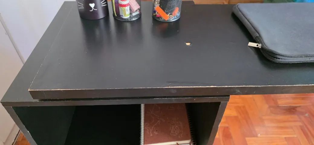 Mesa de escritório com gaveta  - Foto 4