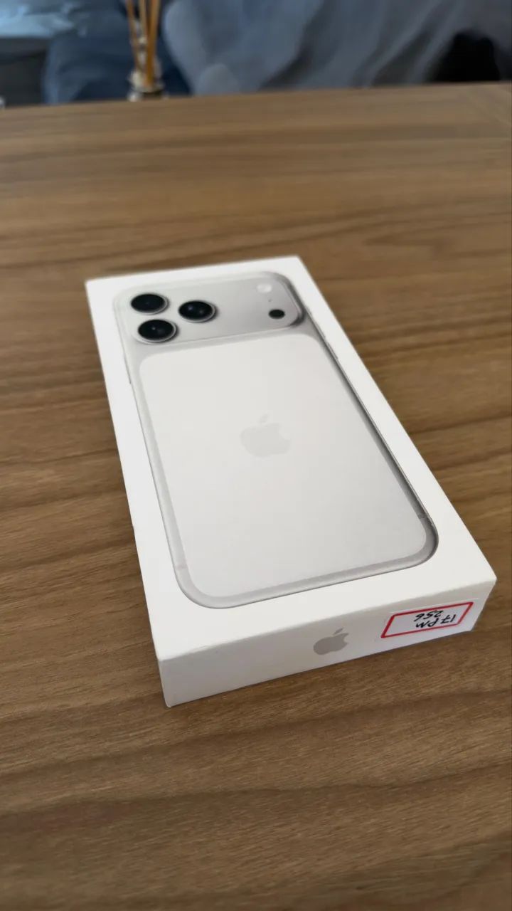 iPhone 17 Pro Max 256GB Silver - LACRADO - Foto 2