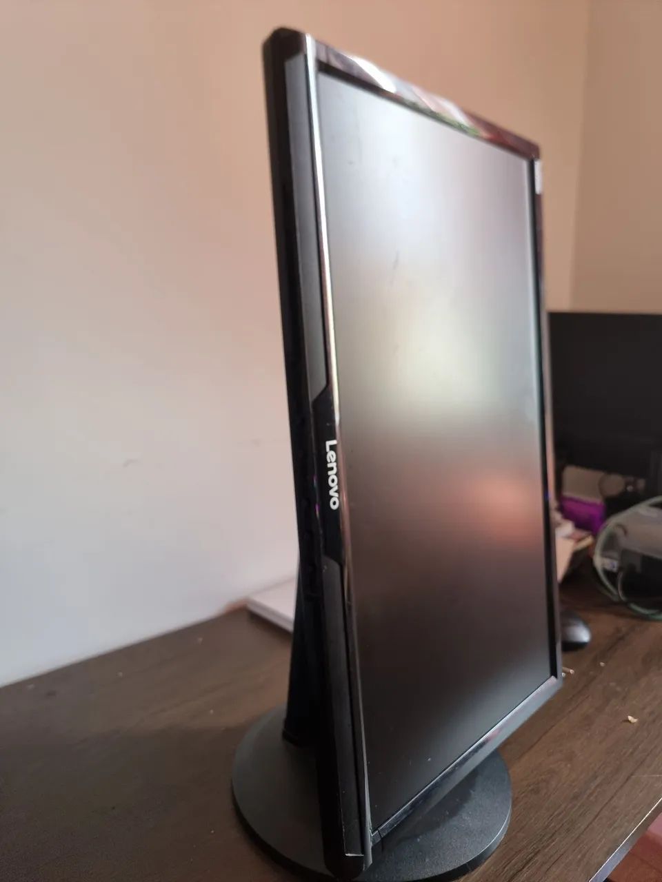 Monitor 21 rotativo