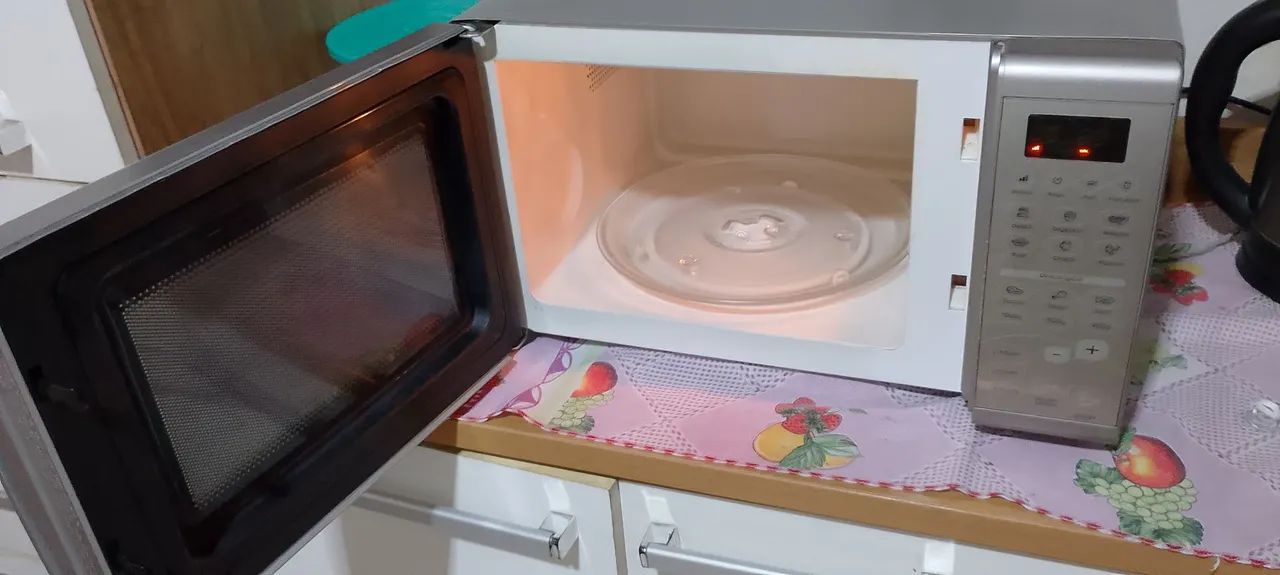 Microondas Brastemp 21 litros  - Foto 3