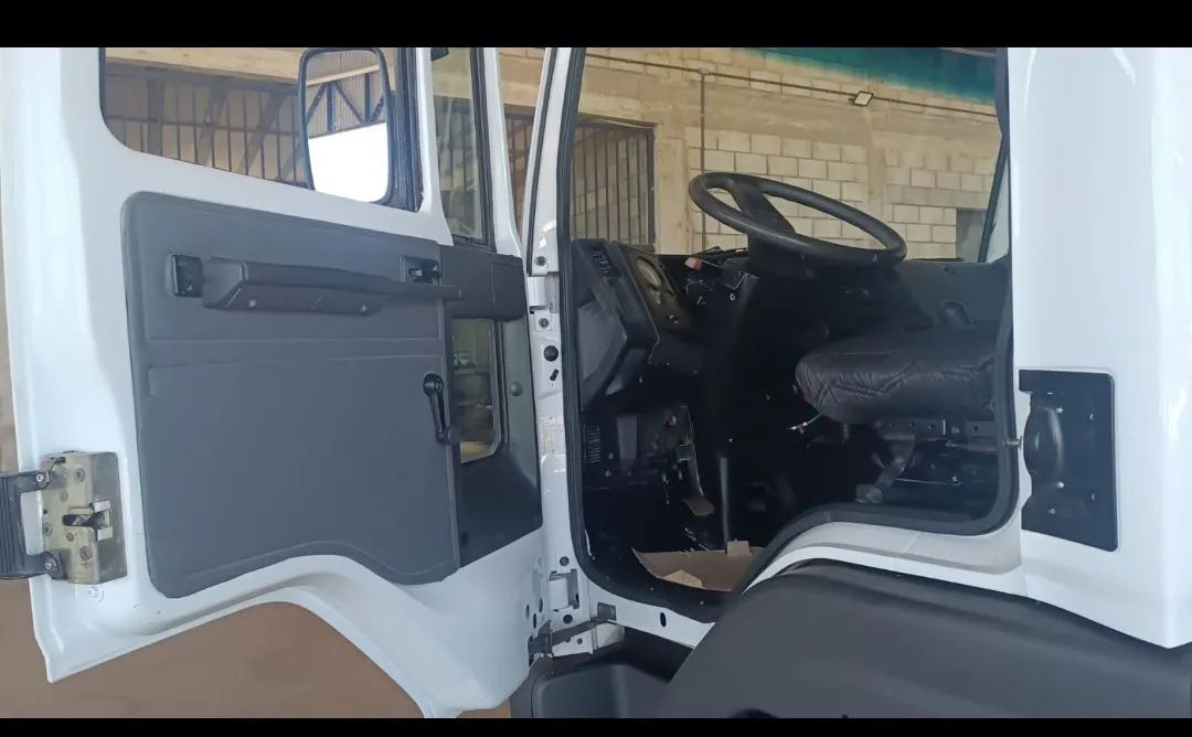 Ford cargo 815 - Foto 4