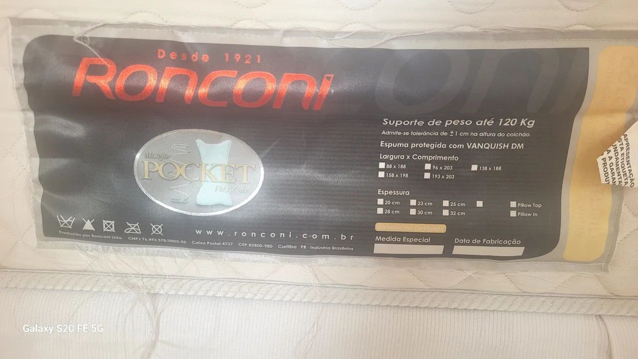 Vendo ou troco por Queen, Colchao king size com base de brinde - Foto 3