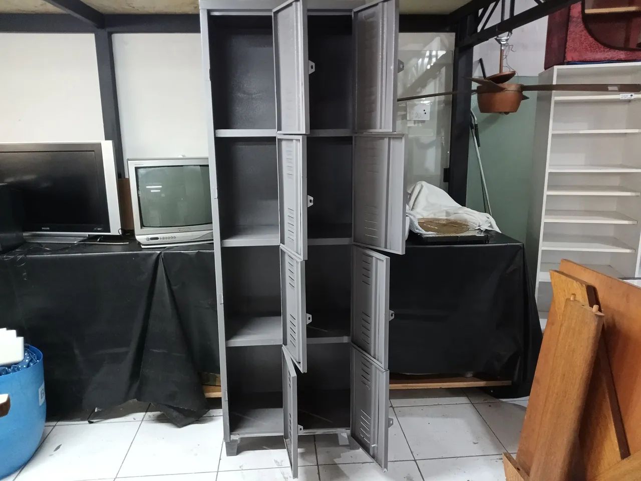 Roupeiro de aço Guarda Volume C/8 Portas  - Foto 4